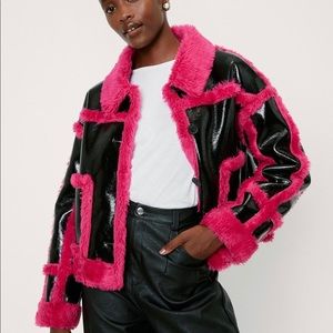 NWT!! ✨NASTY GAL Size4/small Vinyl Faux Fur Trimmed jacket✨